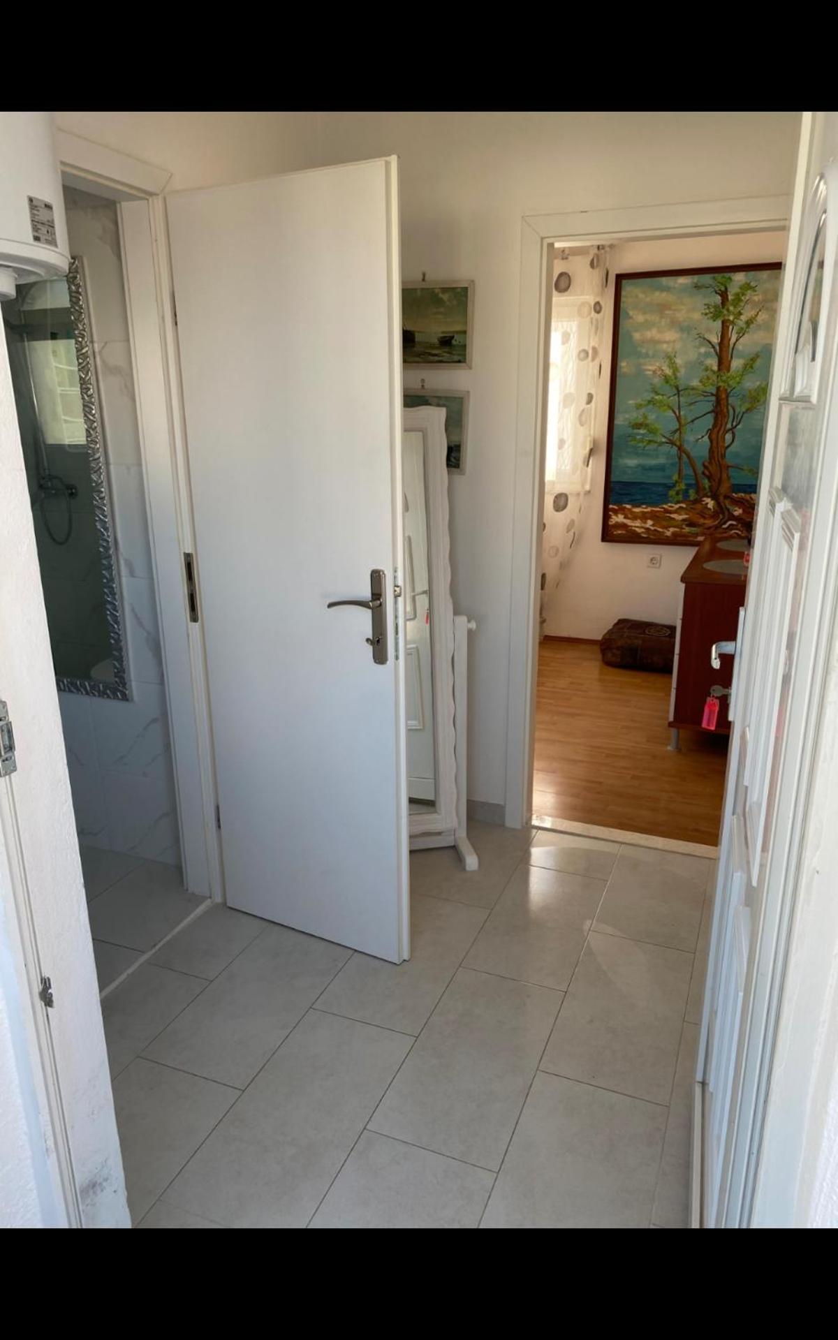 Apartment Remi, Penthouse With Balcony, Free Parking Marina Exteriör bild
