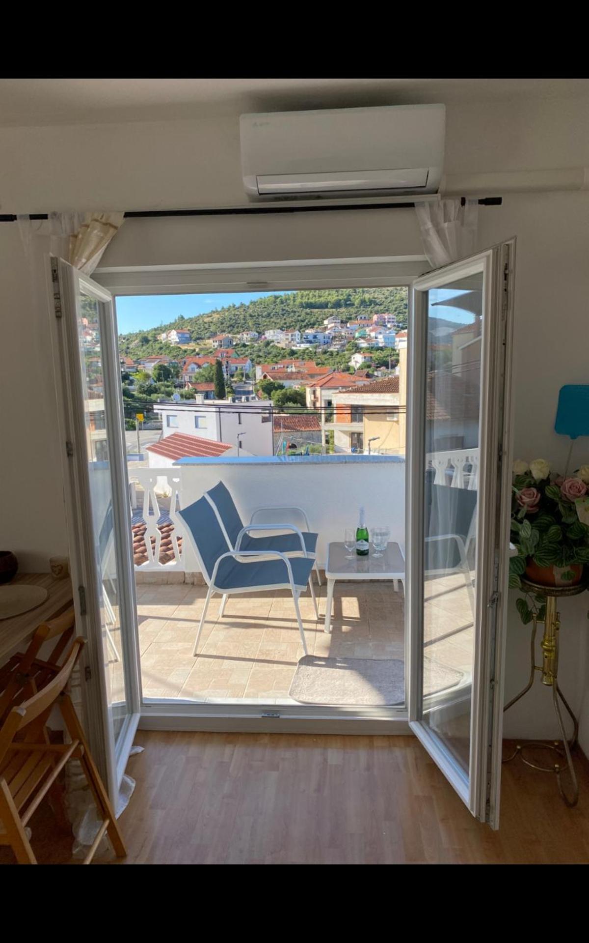 Apartment Remi, Penthouse With Balcony, Free Parking Marina Exteriör bild